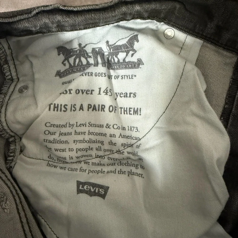 Levis 541 Jeans‎ Mens 38x32 Gray Denim Athletic Tapered Mid Rise Stretch